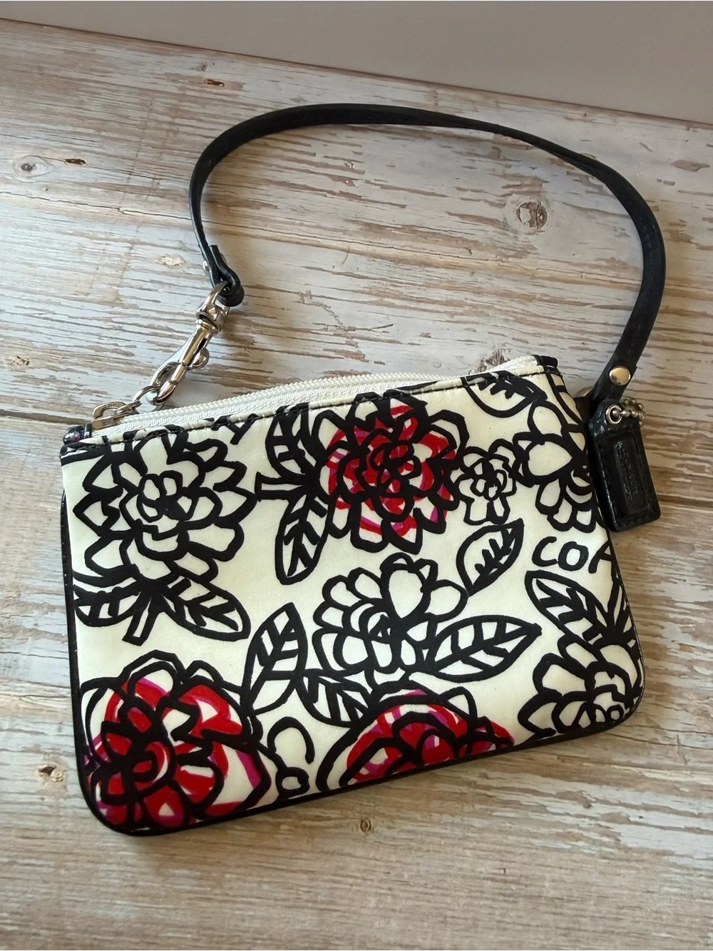 Coach wristlet white